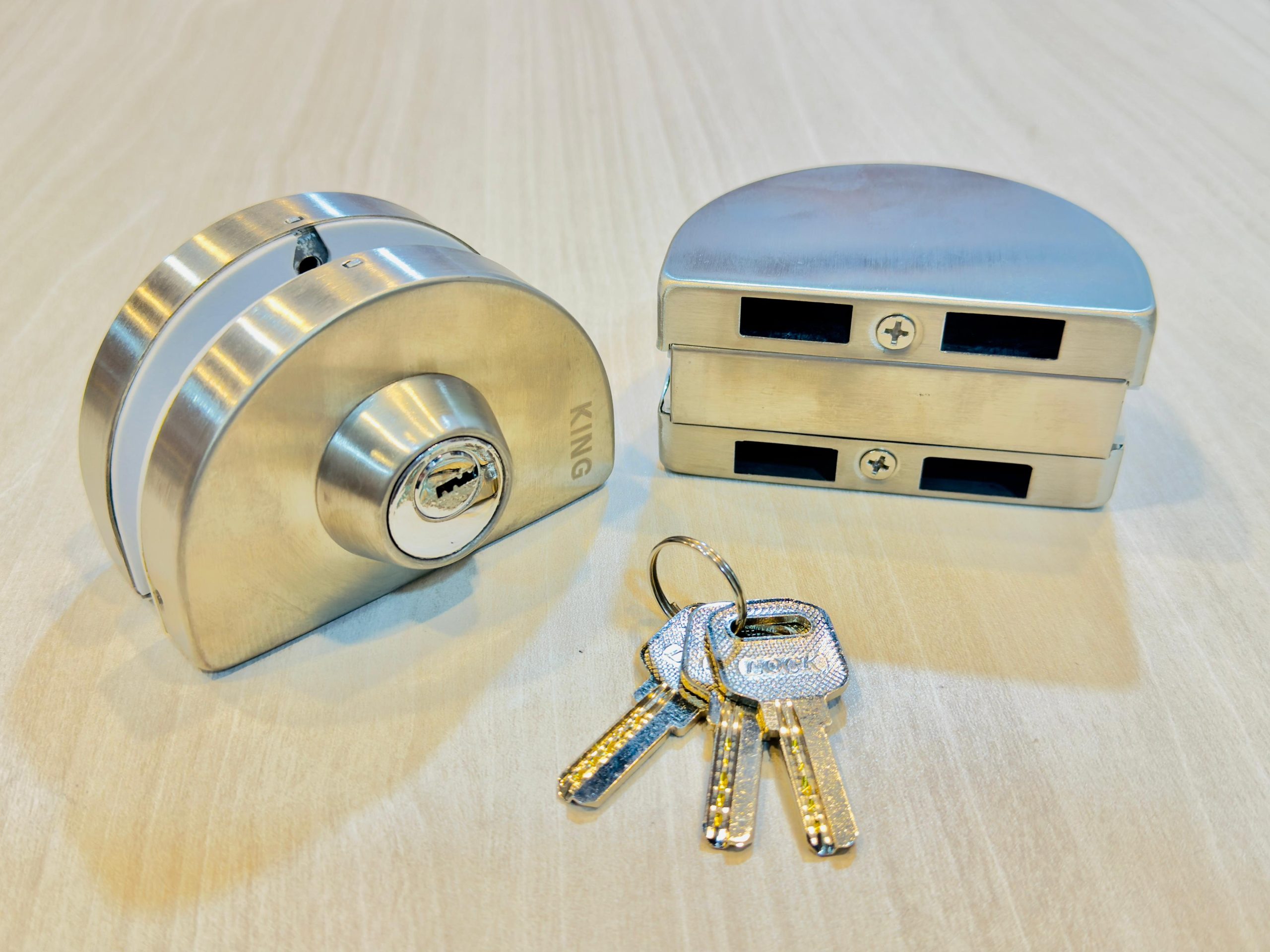 Center-Door-Lock-Mat-scaled